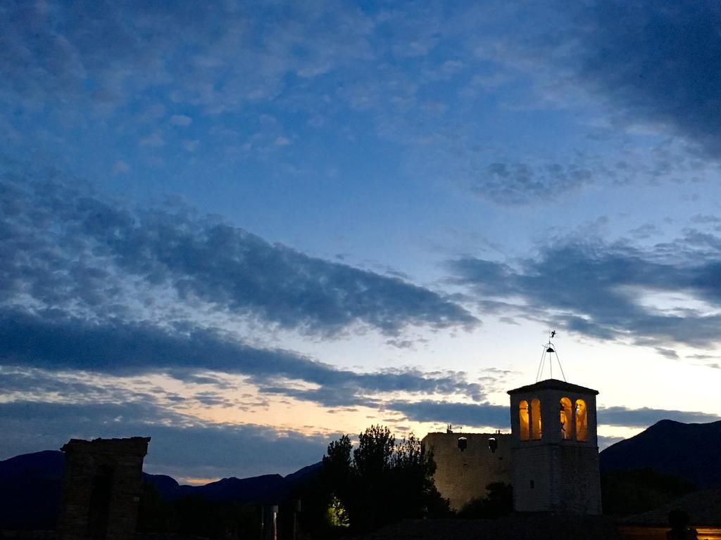 Palazzetto Bentivoglio Villa Sassoferrato Buitenkant foto
