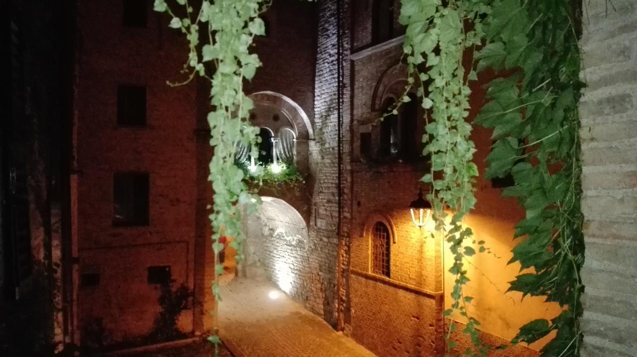 Palazzetto Bentivoglio Villa Sassoferrato Buitenkant foto